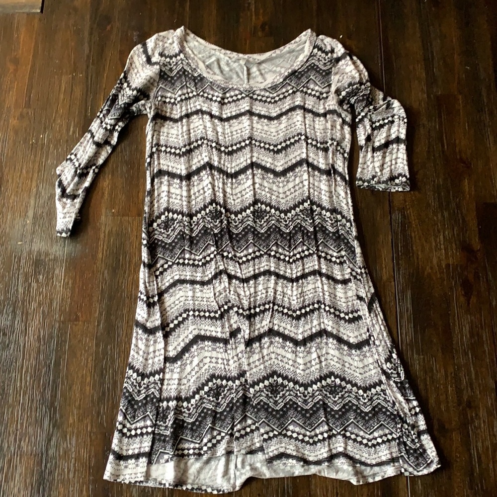 Charlotte Russe medium tunic top.